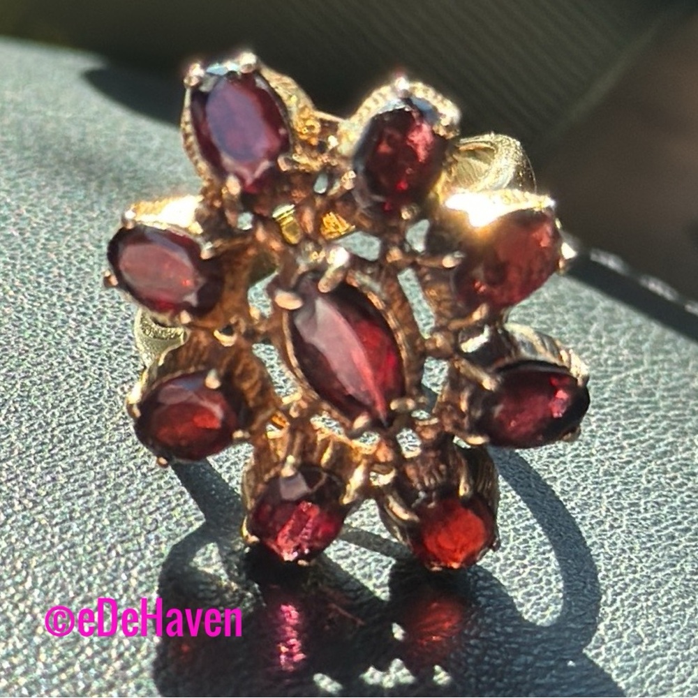 14k Garnet Cluster Ring